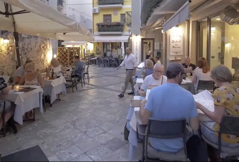 Bistrot Du Monde — Taormina