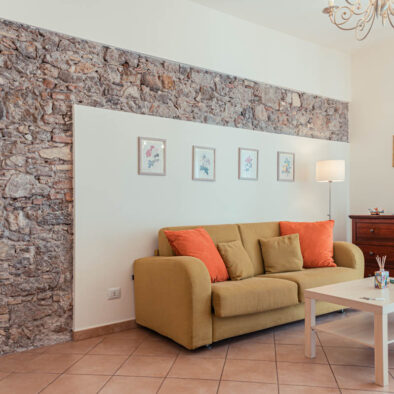 TaoApartments - Casa Antonella - Taormina City Center Apartment with Balcony