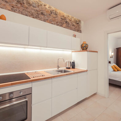 TaoApartments - Casa Antonella 8 - Taormina City Center Apartment with Balcony